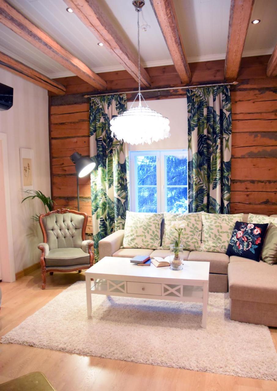 Hotel Hiisi Hill Jämsä Buitenkant foto